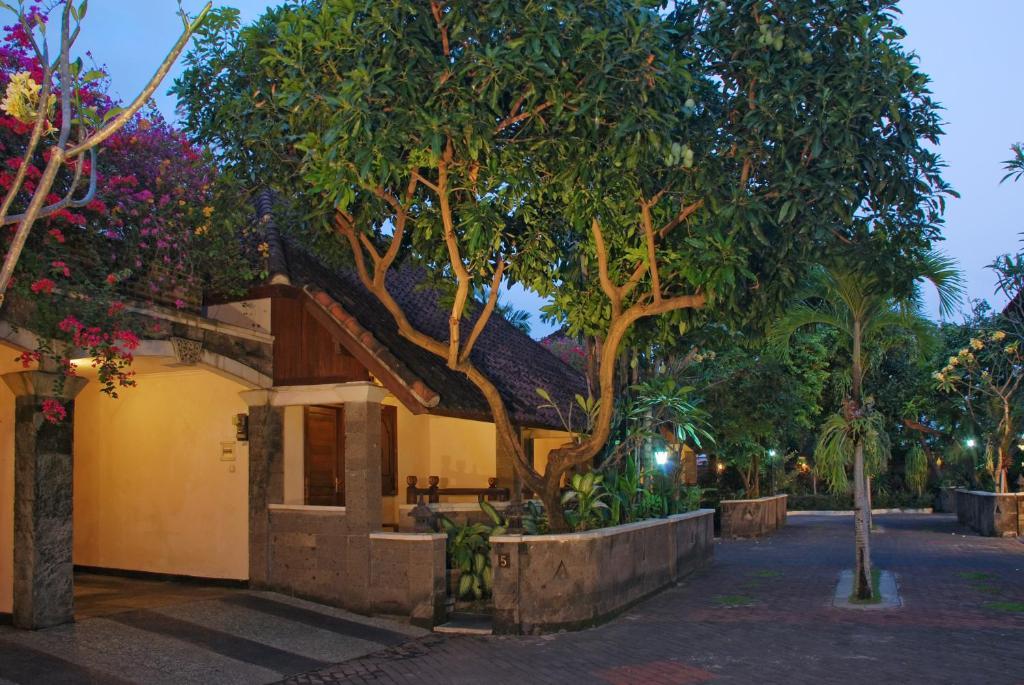 Taman Ayu 212 Hotel Denpasar Eksteriør billede