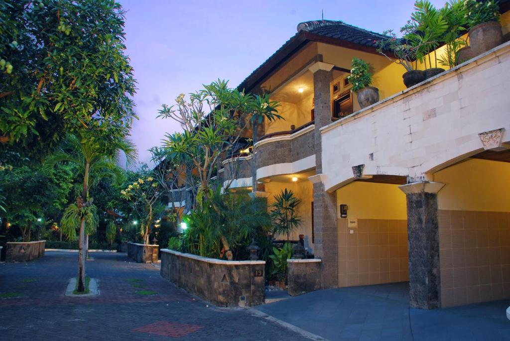 Taman Ayu 212 Hotel Denpasar Eksteriør billede