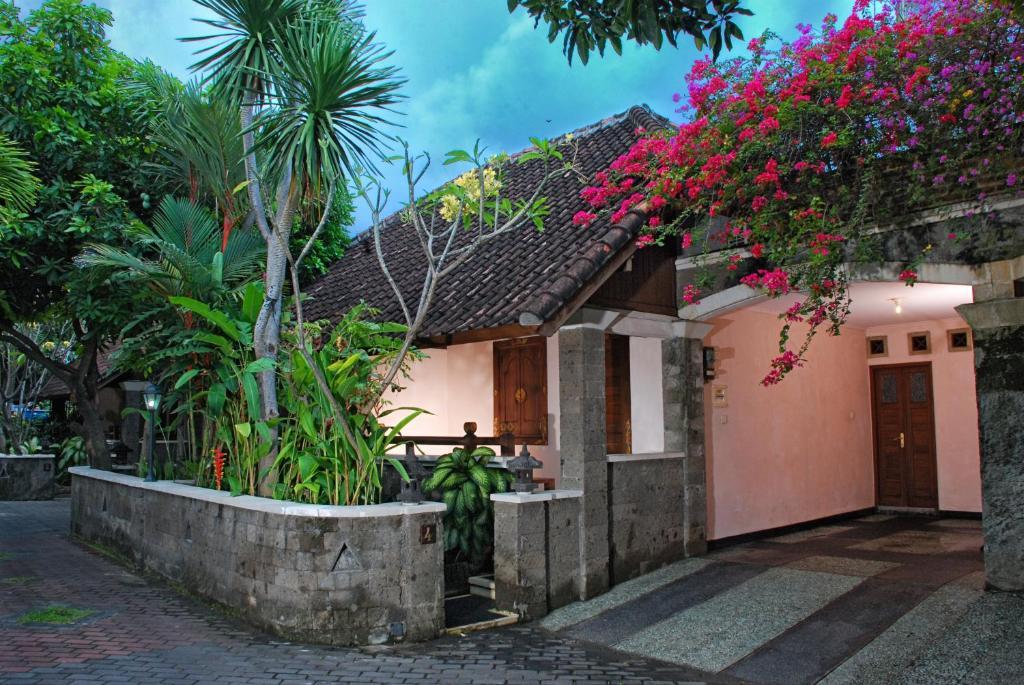 Taman Ayu 212 Hotel Denpasar Eksteriør billede