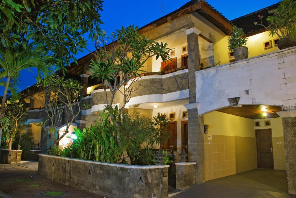 Taman Ayu 212 Hotel Denpasar Eksteriør billede
