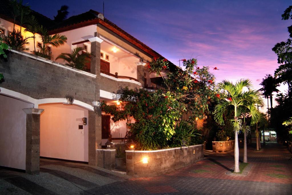Taman Ayu 212 Hotel Denpasar Eksteriør billede