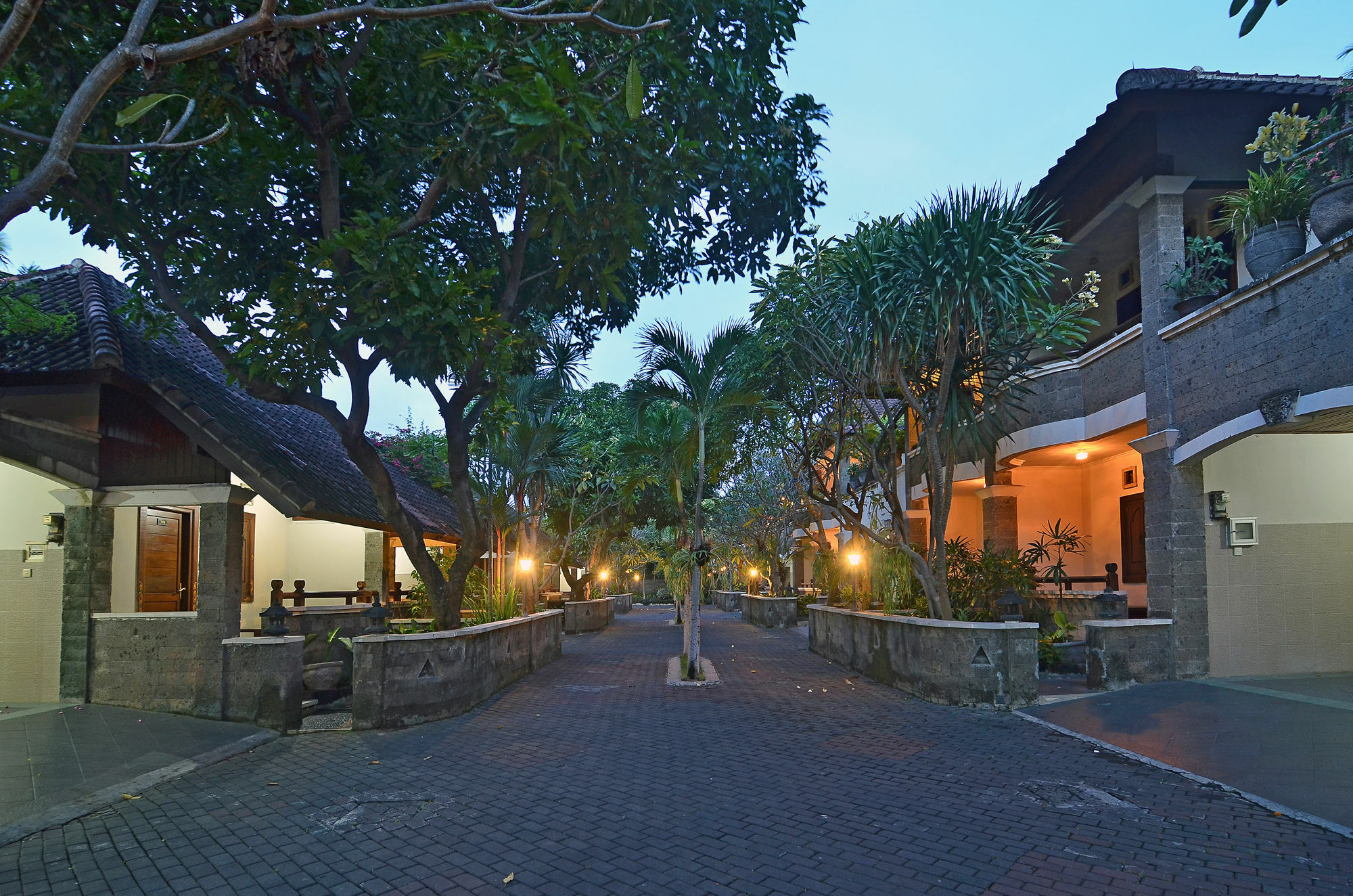 Taman Ayu 212 Hotel Denpasar Eksteriør billede